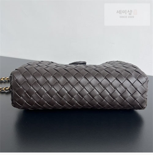 Bottega Veneta 보테가 베네타 스몰 로렌 1980 체인 클러치 “ 6 COLOR ” 블랙 Bag 20번 이미지
