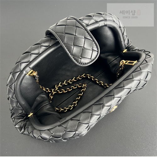 Bottega Veneta 보테가 베네타 스몰 로렌 1980 체인 클러치 “ 6 COLOR ” 블랙 Bag 28번 이미지