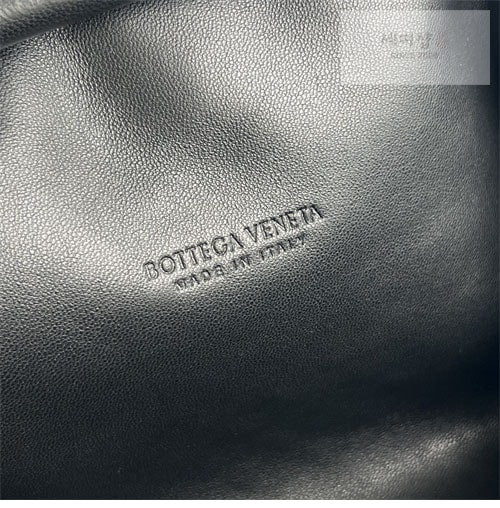 Bottega Veneta 보테가 베네타 스몰 로렌 1980 체인 클러치 “ 6 COLOR ” 블랙 Bag 30번 이미지