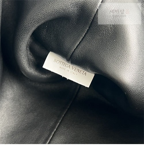 Bottega Veneta 보테가 베네타 스몰 로렌 1980 체인 클러치 “ 6 COLOR ” 블랙 Bag 31번 이미지