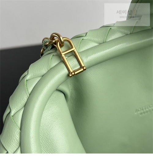 Bottega Veneta 보테가 베네타 스몰 로렌 1980 체인 클러치 “ 6 COLOR ” 블랙 Bag 33번 이미지