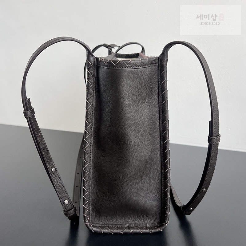 보테가베네타 보테가베네타 코리에레 메신저백 826852 블랙 Bag 12번 이미지