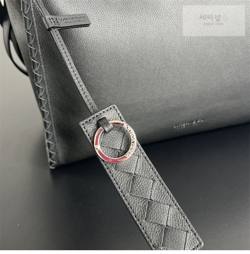 보테가베네타 보테가베네타 코리에레 메신저백 826852 블랙 Bag 5번 이미지