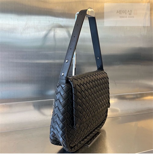 Bottega Veneta 보테가베네타 코블 인트레치아토 숄더백 “ 3 COLOR ” 다크그린 Bag 1번 이미지