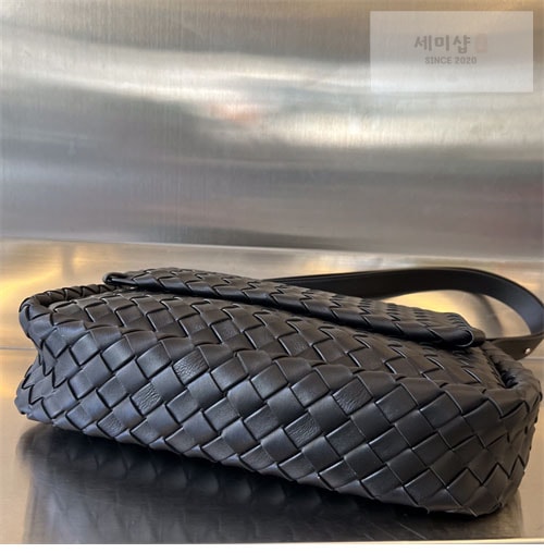 Bottega Veneta 보테가베네타 코블 인트레치아토 숄더백 “ 3 COLOR ” 다크그린 Bag 13번 이미지