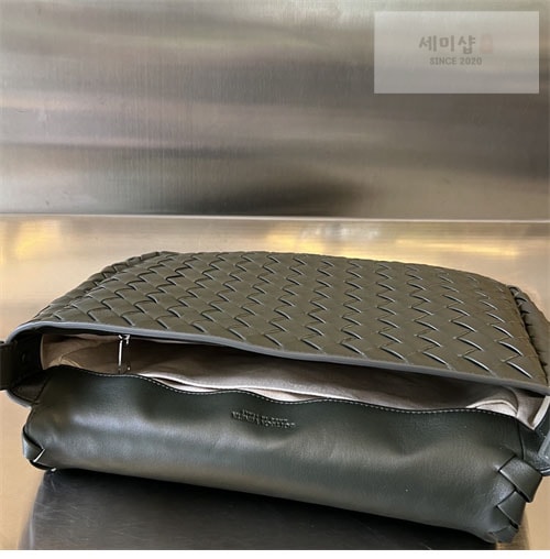 Bottega Veneta 보테가베네타 코블 인트레치아토 숄더백 “ 3 COLOR ” 다크그린 Bag 6번 이미지