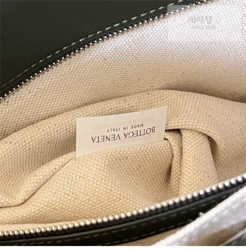 Bottega Veneta 보테가베네타 코블 인트레치아토 숄더백 “ 3 COLOR ” 다크그린 Bag 7번 이미지