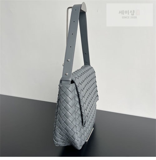 Bottega Veneta 보테가베네타 코블 인트레치아토 숄더백 “ 3 COLOR ” 다크그린 Bag 26번 이미지
