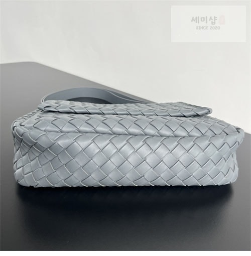 Bottega Veneta 보테가베네타 코블 인트레치아토 숄더백 “ 3 COLOR ” 다크그린 Bag 18번 이미지
