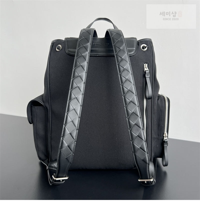 보테가베네타 보테가베네타 크로스로드 멀티포켓 백팩 블랙 Bag 5번 이미지