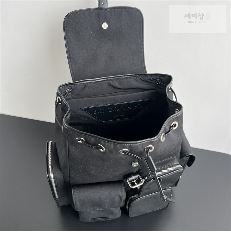 보테가베네타 보테가베네타 크로스로드 멀티포켓 백팩 블랙 Bag 1번 이미지