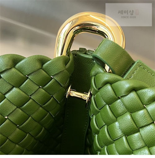 Bottega Veneta 보테가베네타 클리커 미디엄 숄더백 “ 5 COLOR ” 오트밀 Bag 20번 이미지