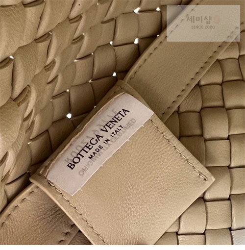 Bottega Veneta 보테가베네타 클리커 스몰 숄더백 “ 5 COLOR ” 오트밀 Bag 27번 이미지
