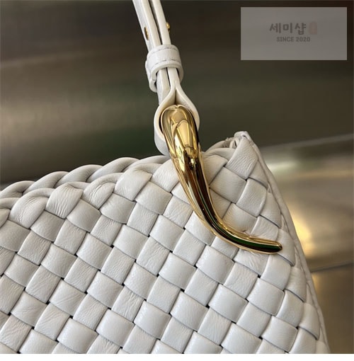 Bottega Veneta 보테가베네타 클리커 스몰 숄더백 “ 5 COLOR ” 오트밀 Bag 18번 이미지