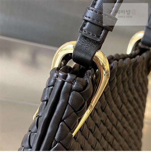 Bottega Veneta 보테가베네타 클리커 스몰 숄더백 “ 5 COLOR ” 오트밀 Bag 35번 이미지