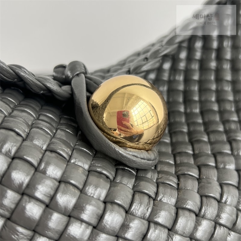 Bottega Veneta 보테가베네타 토스카 바치 “ 2 COLOR ” 블랙 Bag 17번 이미지