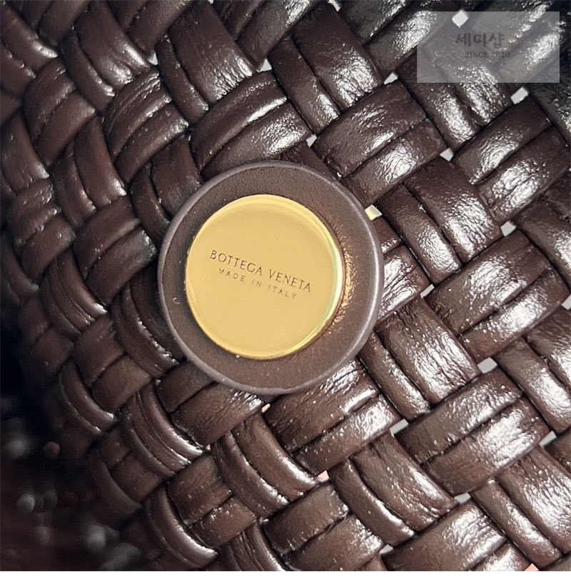 Bottega Veneta 보테가베네타 토스카 클러치 백 “ 2COLOR ” 블랙 Bag 10번 이미지