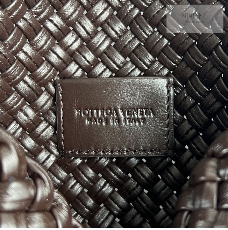 Bottega Veneta 보테가베네타 토스카 클러치 백 “ 2COLOR ” 블랙 Bag 14번 이미지