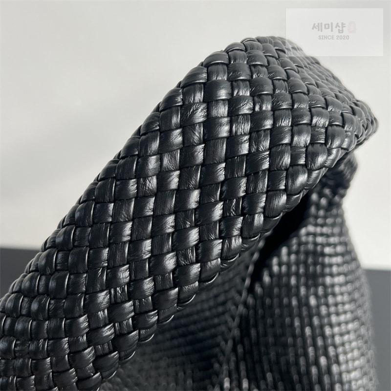 Bottega Veneta 보테가베네타 토스카 홉 백 블랙 Bag 21번 이미지