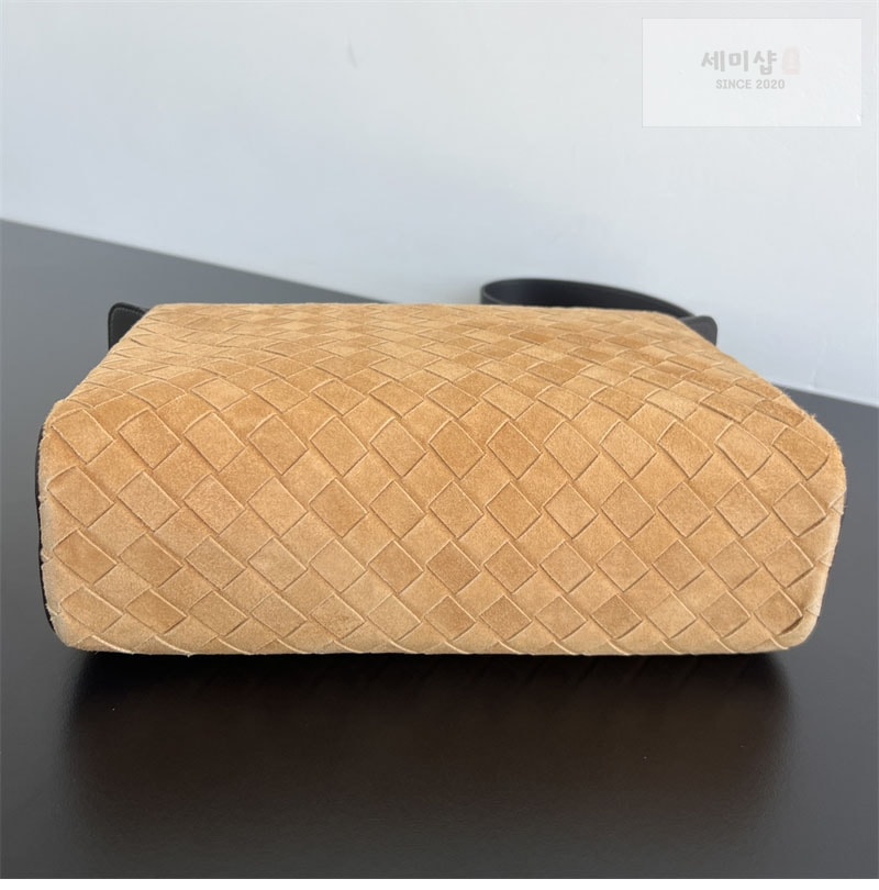 Bottega Veneta 보테가베네타 트라이베카 탑 핸들 백 폰단트 Bag 7번 이미지