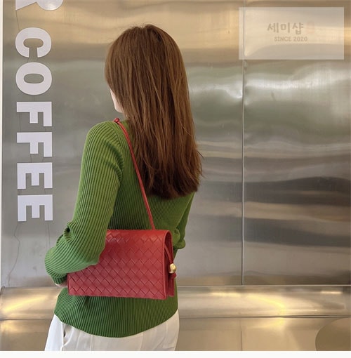 Bottega Veneta 보테가베네타 트리오 파우치 온 스트랩 “ 3COLOR ” 블랙 Bag 12번 이미지