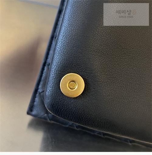 Bottega Veneta 보테가베네타 트리오 파우치 온 스트랩 “ 3COLOR ” 블랙 Bag 16번 이미지