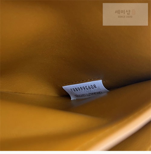 Bottega Veneta 보테가베네타 트리오 파우치 온 스트랩 “ 3COLOR ” 블랙 Bag 9번 이미지