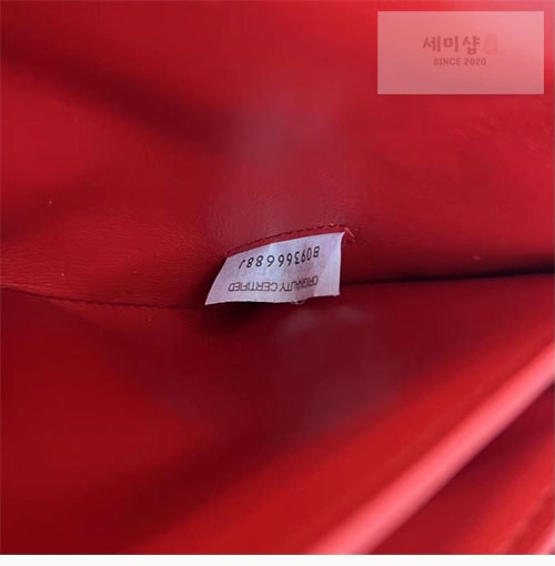 Bottega Veneta 보테가베네타 트리오 파우치 온 스트랩 “ 3COLOR ” 블랙 Bag 32번 이미지