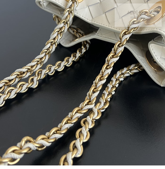 Bottega Veneta 보테가베네타 인트레치아토 파라슈트 스몰 체인 스트랩 “ 4 COLOR ” 블랙 Bag 3번 이미지