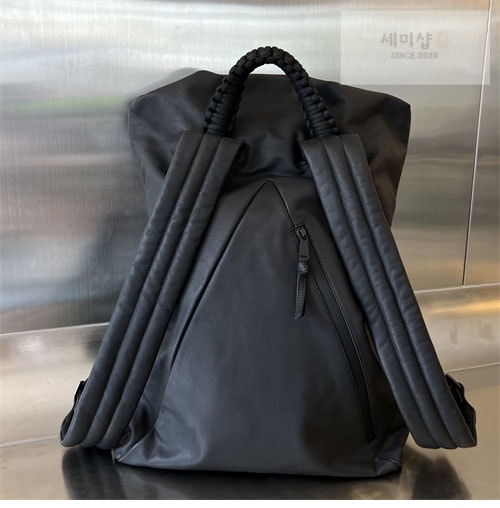 Bottega Veneta 보테가베네타 파우치 폴더블 백팩 블랙 Bag 4번 이미지