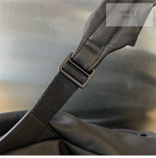 Bottega Veneta 보테가베네타 파우치 폴더블 백팩 블랙 Bag 3번 이미지