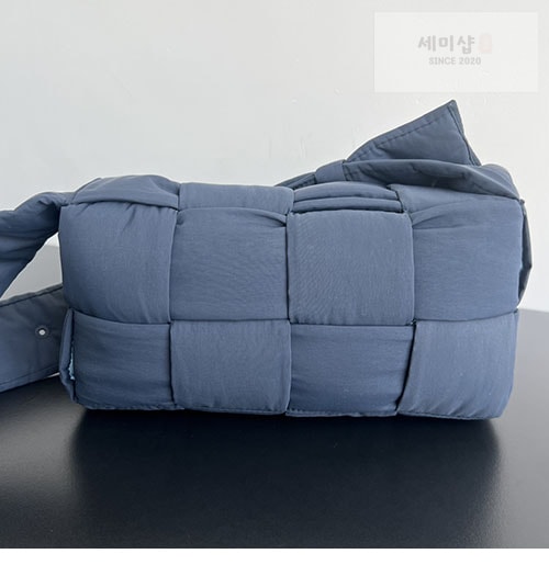 Bottega Veneta 보테가베네타 패디드 테크 카세트 백 “ 20 COLOR ” 레플리카 15번 이미지 - Bag | 세미샵 레플리카 사이트