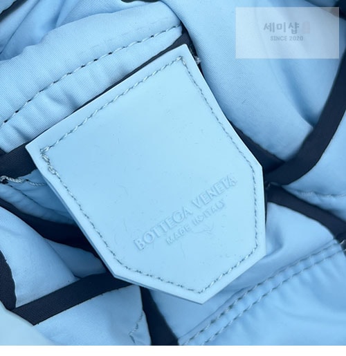 Bottega Veneta 보테가베네타 패디드 테크 카세트 백 “ 20 COLOR ” 레플리카 17번 이미지 - Bag | 세미샵 레플리카 사이트