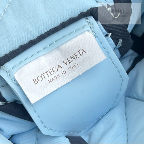 Bottega Veneta 보테가베네타 패디드 테크 카세트 백 “ 20 COLOR ” 레플리카 4번 이미지 - Bag | 세미샵 레플리카 사이트