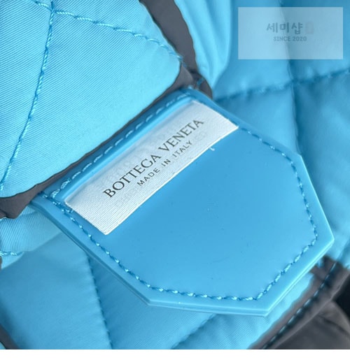 Bottega Veneta 보테가베네타 패디드 테크 카세트 백 “ 20 COLOR ” 레플리카 7번 이미지 - Bag | 세미샵 레플리카 사이트