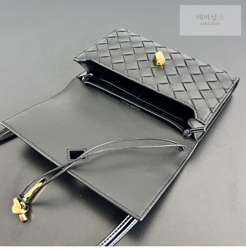 Bottega Veneta 보테가베네타 안디아모 파우치 “ 4 COLOR ” 다크 브라운 Bag 7번 이미지