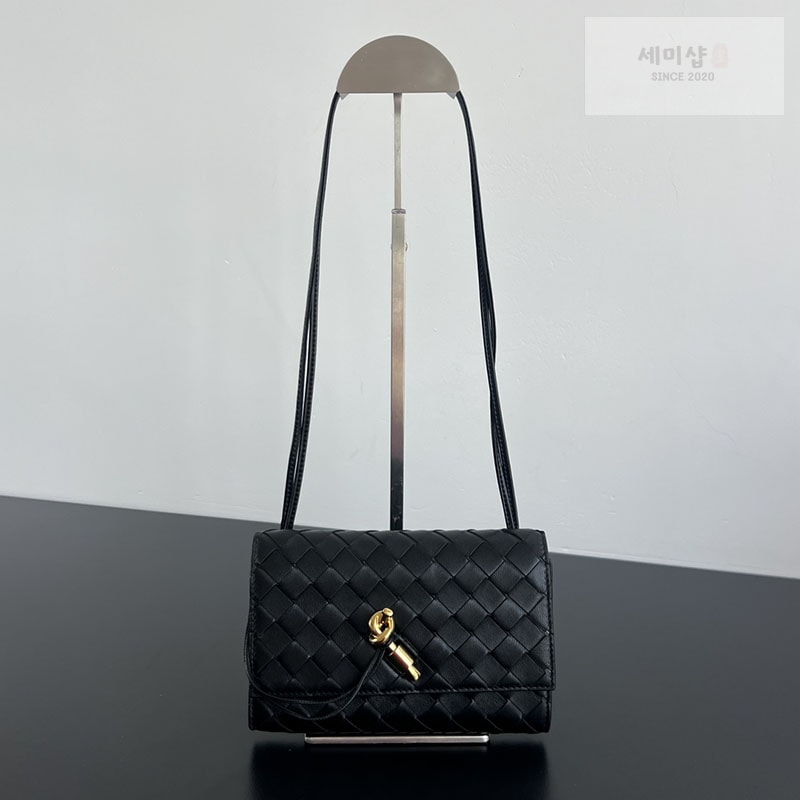 Bottega Veneta 보테가베네타 안디아모 파우치 “ 4 COLOR ” 다크 브라운 Bag 8번 이미지