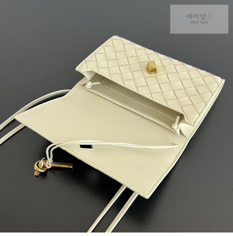 Bottega Veneta 보테가베네타 안디아모 파우치 “ 4 COLOR ” 다크 브라운 Bag 28번 이미지