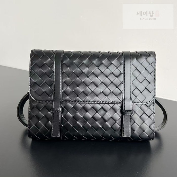 Bottega Veneta 보테가베네타 피콜로 크로스백 “ 2COLOR ” 블랙 Bag 1번 이미지