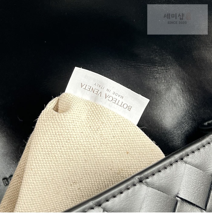 Bottega Veneta 보테가베네타 피콜로 크로스백 “ 2COLOR ” 블랙 Bag 12번 이미지