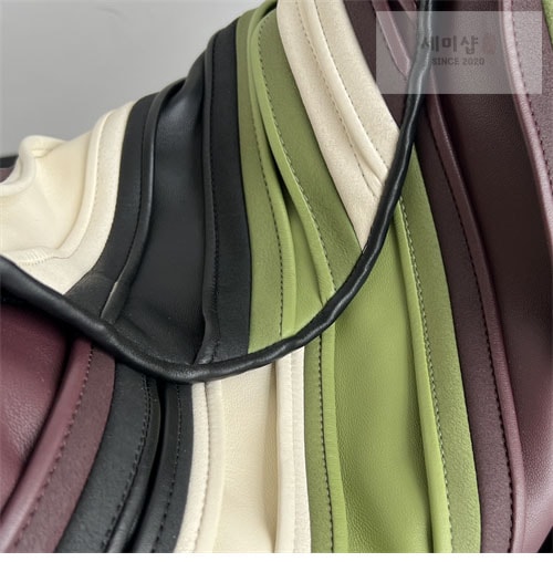 Bottega Veneta 보테가베네타 홉 호보백 블랙 말차 화이트 Bag 7번 이미지