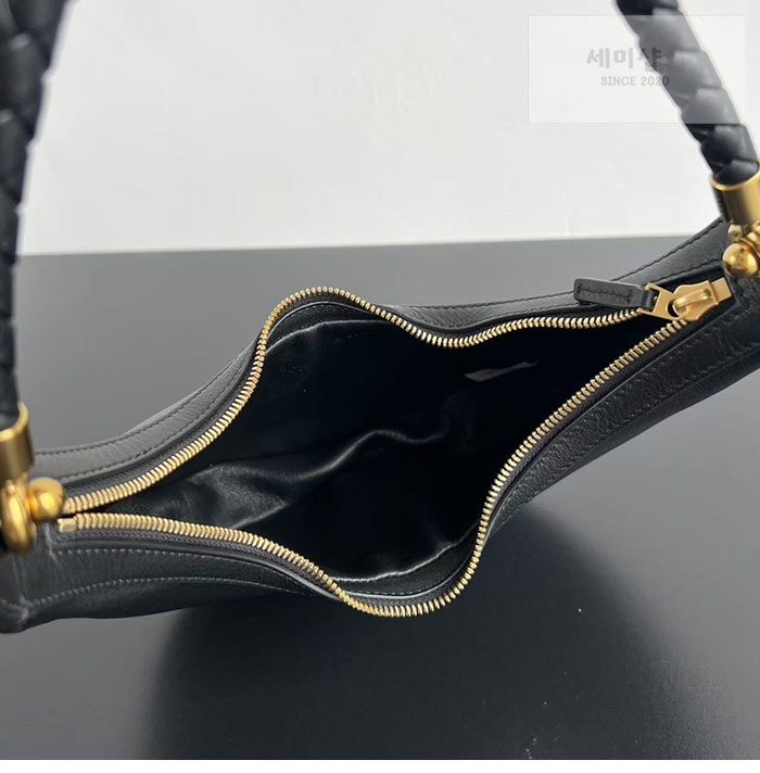 Bottega Veneta 보테가베네타 훌라후프 숄더백 블랙 Bag 8번 이미지