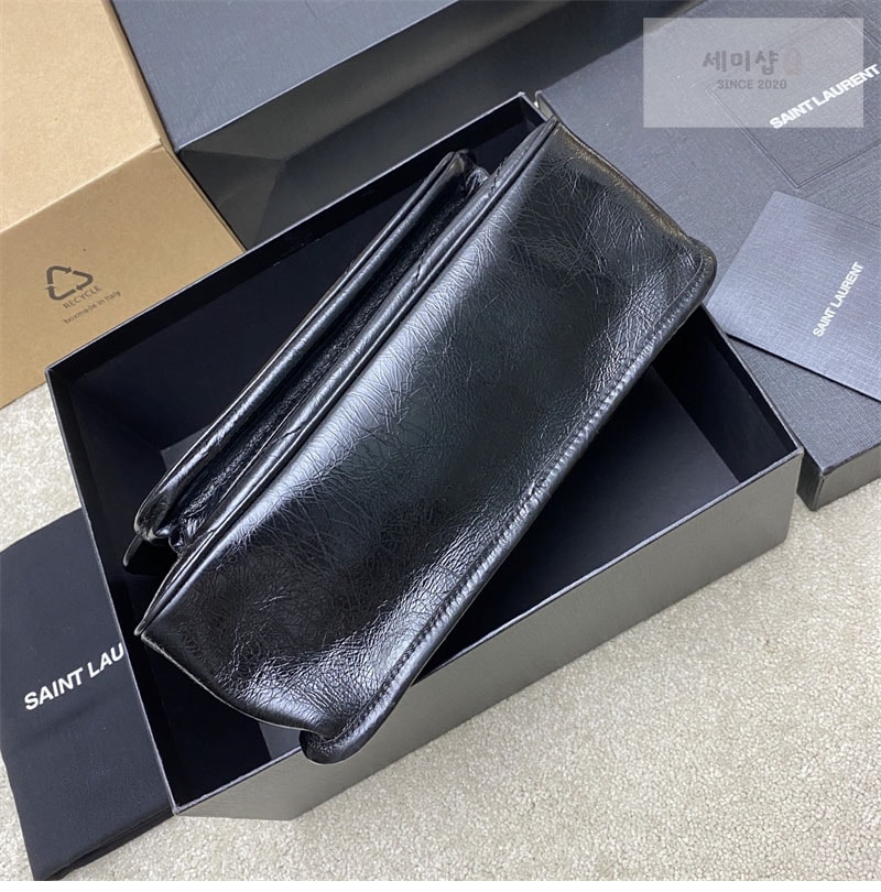 Saint Laurent 생로랑 니키 미디엄 체인백 빈티지 크링클 블랙 498894 Bag 9번 이미지