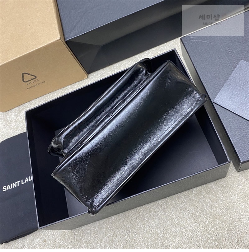 Saint Laurent 생로랑 니키 스몰 체인백 빈티지 크링클 블랙 498892 Bag 4번 이미지