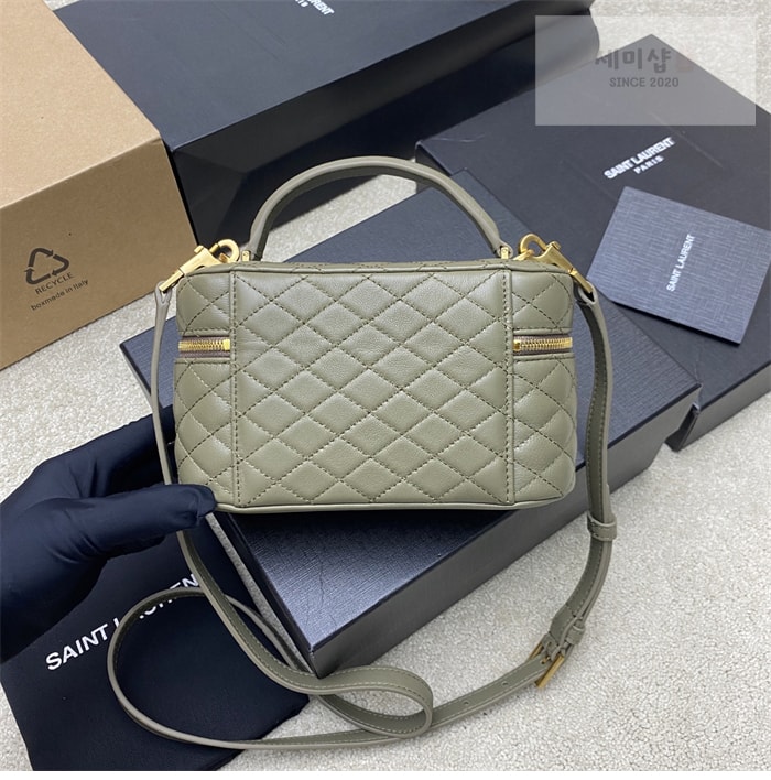 Saint Laurent 생로랑 램스킨 가비 베니티 백 블랙 Bag 15번 이미지
