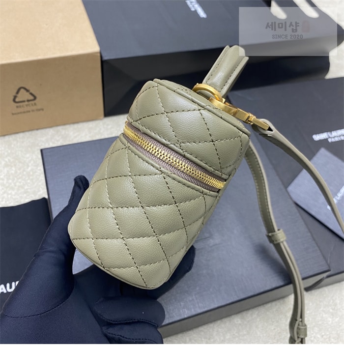 Saint Laurent 생로랑 램스킨 가비 베니티 백 블랙 Bag 16번 이미지