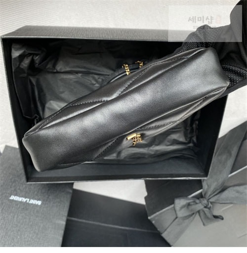 Saint Laurent 생로랑 램스킨 SADE 호보백 Bag 4번 이미지