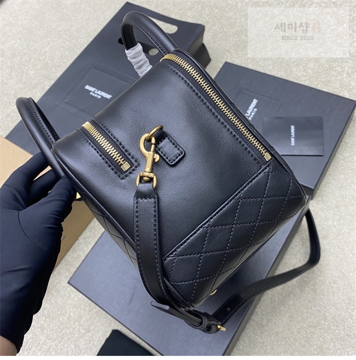 Saint Laurent 생로랑 리아 르 카산드라 퀼팅 더플백 Bag 11번 이미지