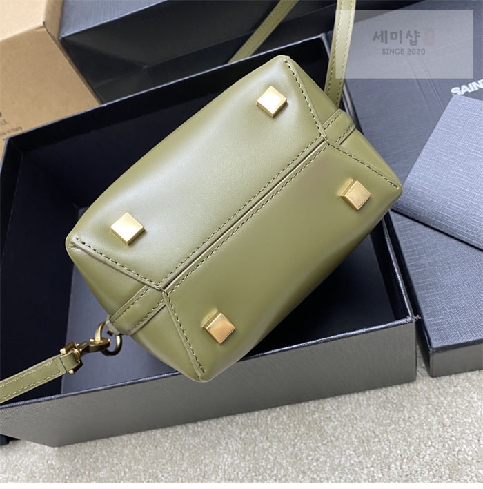 Saint Laurent 생로랑 미니 LE 37 모노그램 버킷백 Bag 13번 이미지