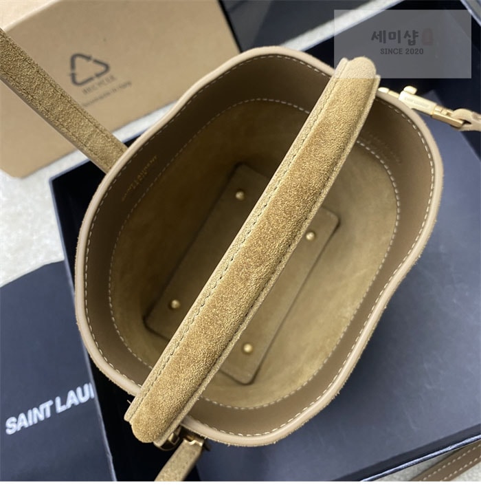 Saint Laurent 생로랑 미니 LE 37 모노그램 버킷백 Bag 17번 이미지